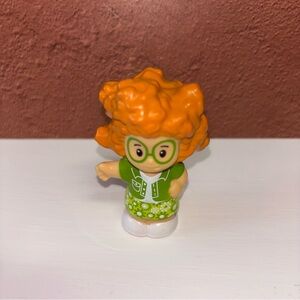 Fisher Price Little People Sophie in Green replacement figure